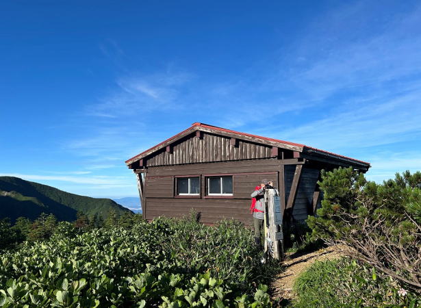 チブリ尾根避難小屋