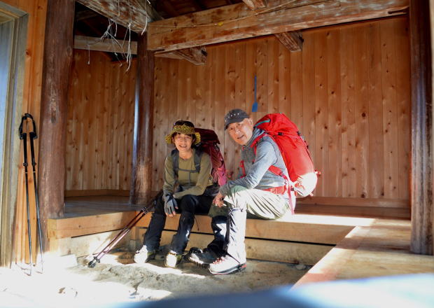 チブリ尾根避難小屋