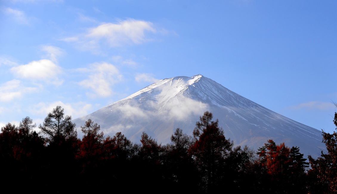吉田大沢冠雪