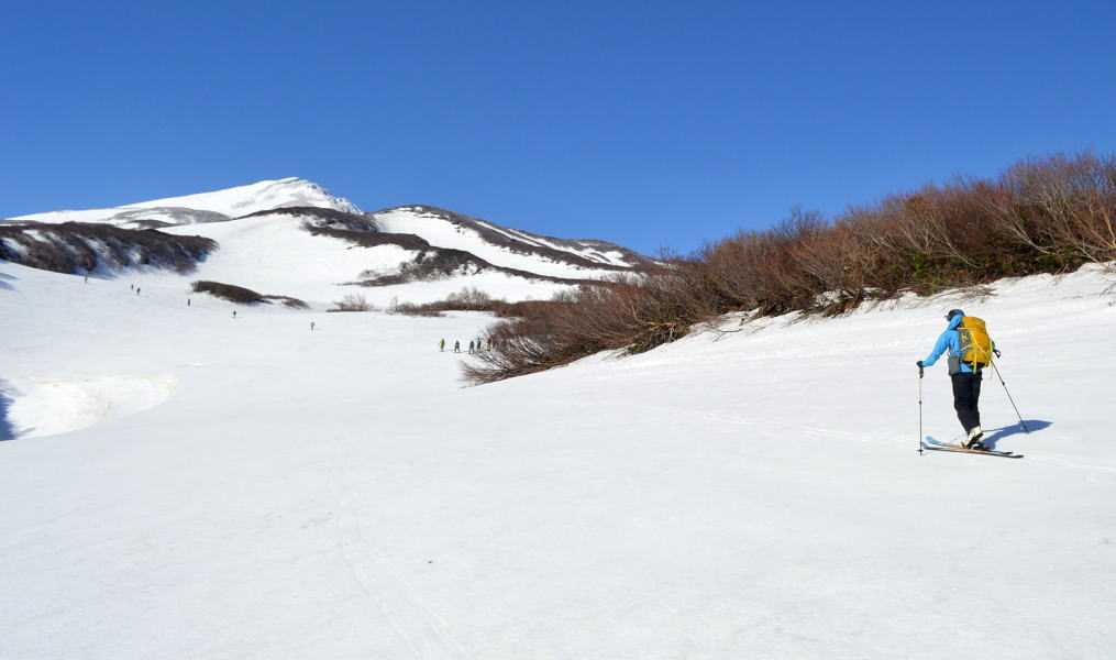 鳥海山東面