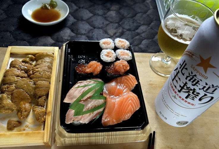 ウニとサーモン