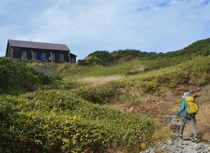 十石峠避難小屋