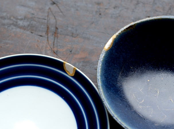 銀粉に周りを金で