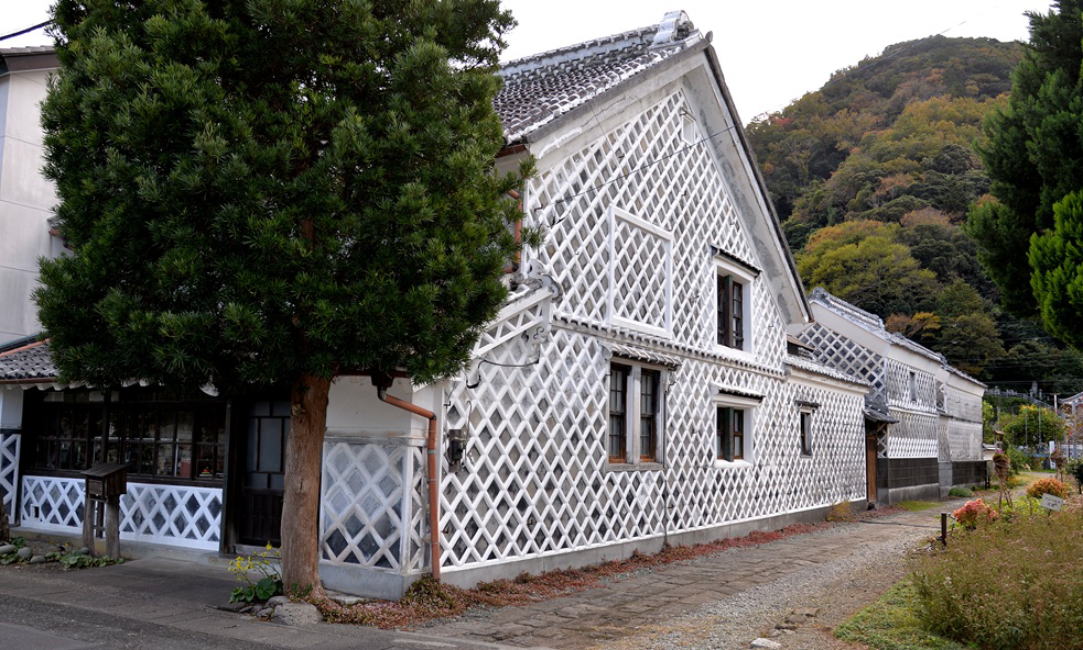 松崎町ナマコ壁