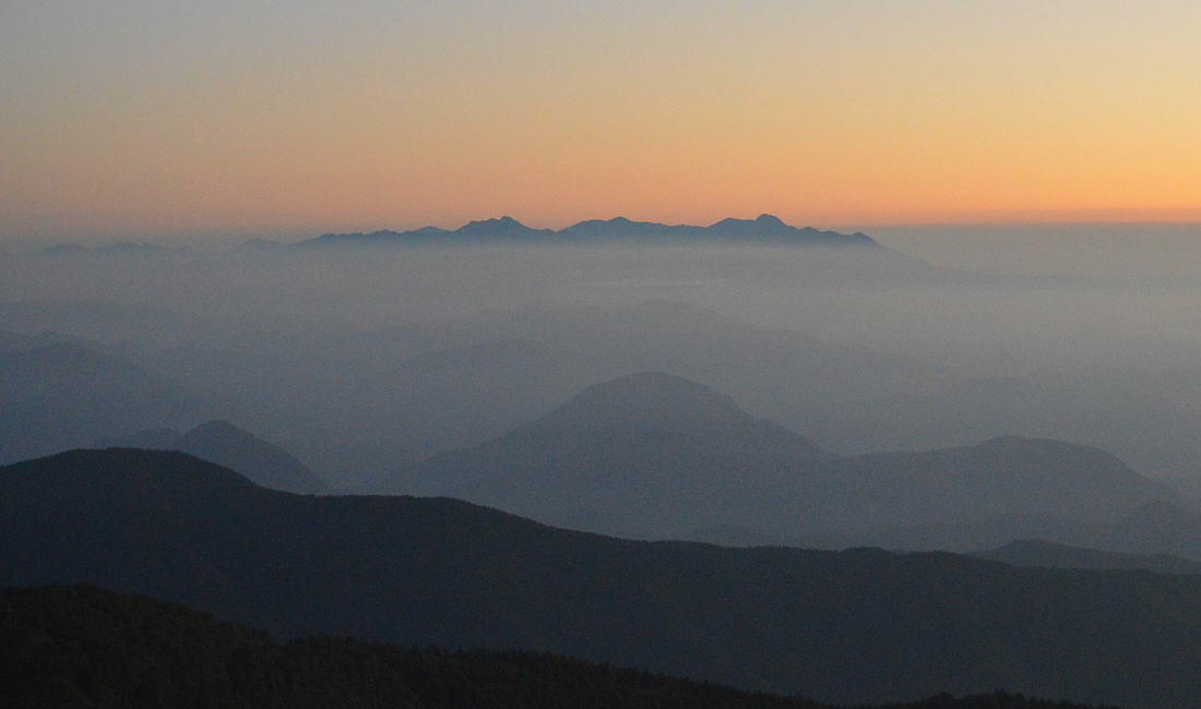 雨飾山、焼山、火打山、妙高山