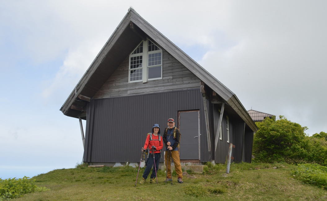 米山山頂小屋
